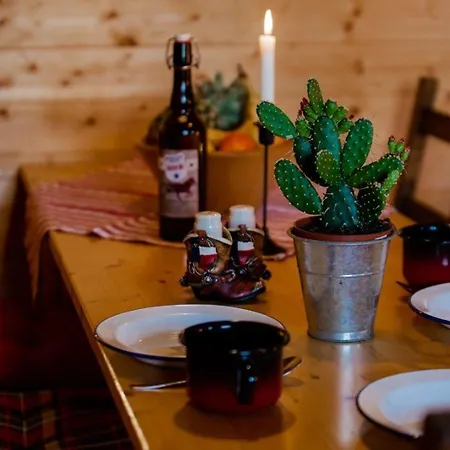 Casa de Férias Mit Zwei Schlafzimmern Und Terrasse *